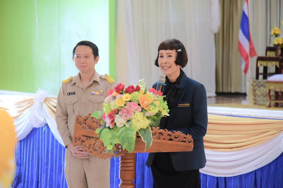 ร่วมแสดงความยินดีกับ นายอนุพงษ์ ทิพโรจน์